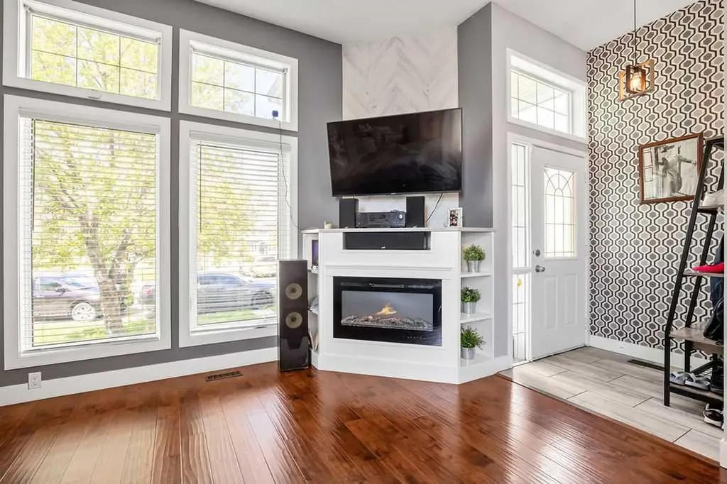 130 Taravista Court NE Calgary AB T3J 4K1
