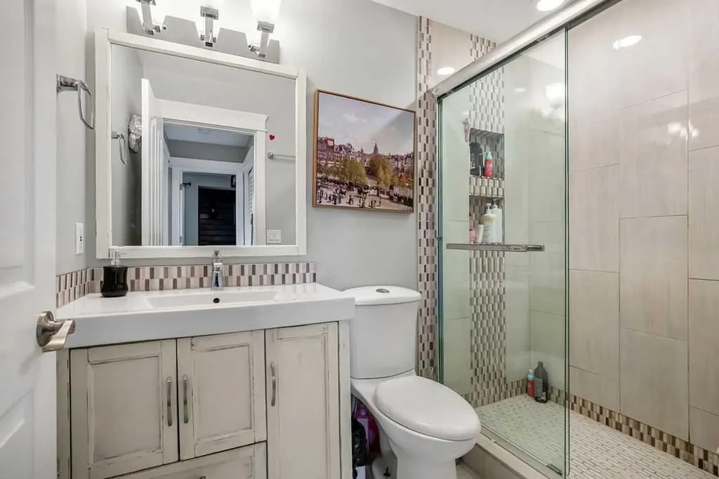 130 Taravista Court NE Calgary AB T3J 4K1