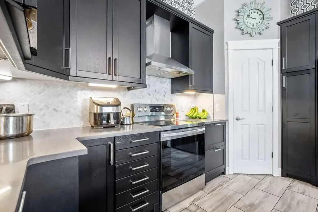 130 Taravista Court NE Calgary AB T3J 4K1
