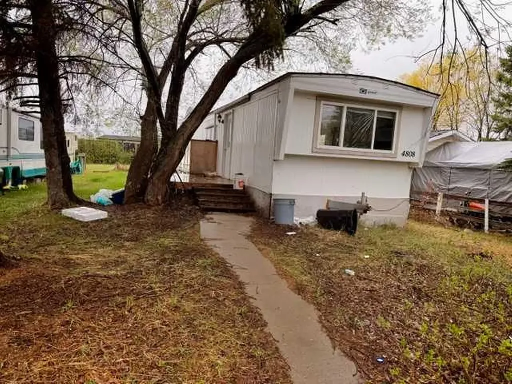4808 54 Street Amisk AB T0B 0B0