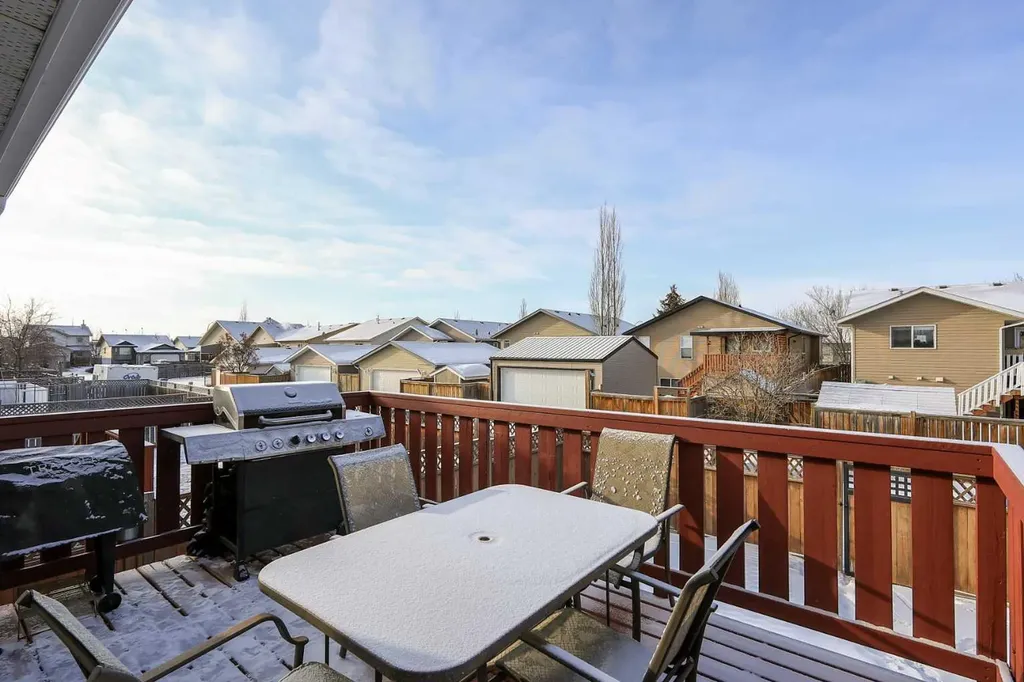 26 Jenner Crescent Red Deer AB T4P 0B2