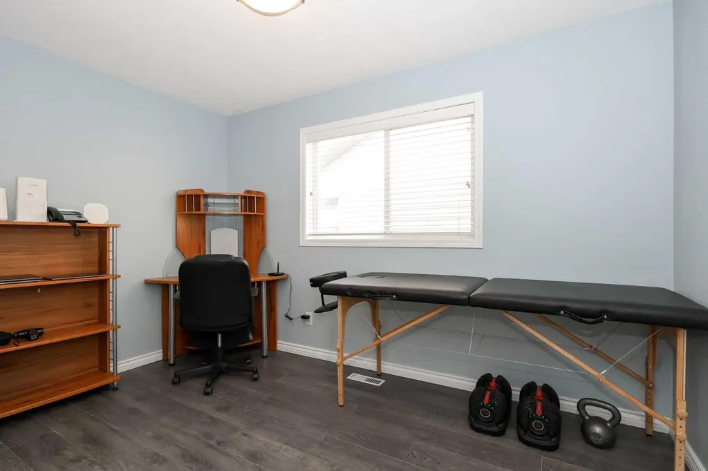 26 Jenner Crescent Red Deer AB T4P 0B2