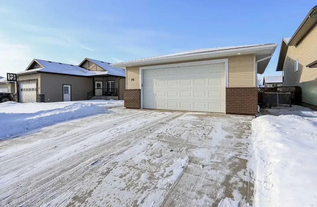 26 Jenner Crescent Red Deer AB T4P 0B2