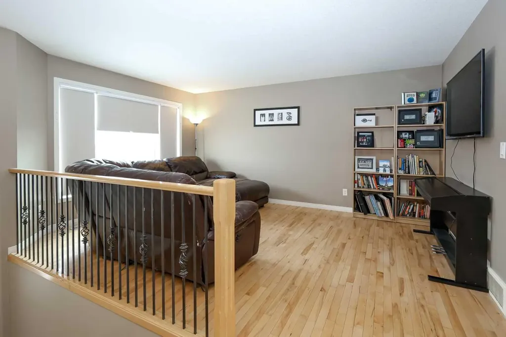 26 Jenner Crescent Red Deer AB T4P 0B2