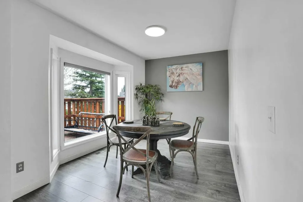 32 Taraglen Place NE Calgary AB T3J 2N4