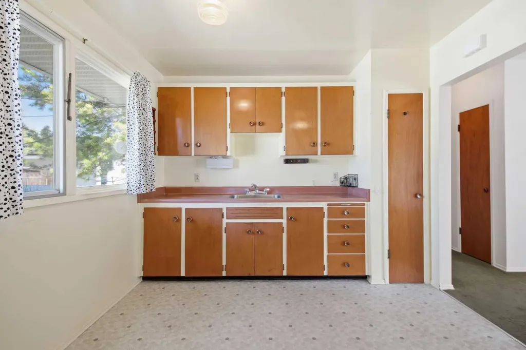 120 Glenpatrick Drive SW Calgary AB T3E 4L6