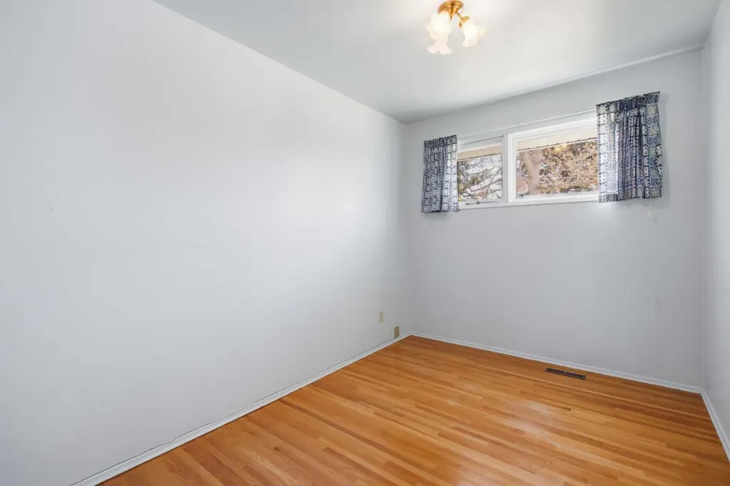 120 Glenpatrick Drive SW Calgary AB T3E 4L6