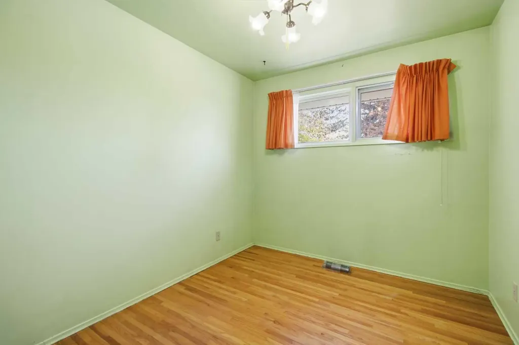 120 Glenpatrick Drive SW Calgary AB T3E 4L6