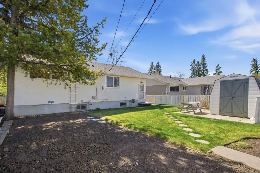 120 Glenpatrick Drive SW Calgary AB T3E 4L6
