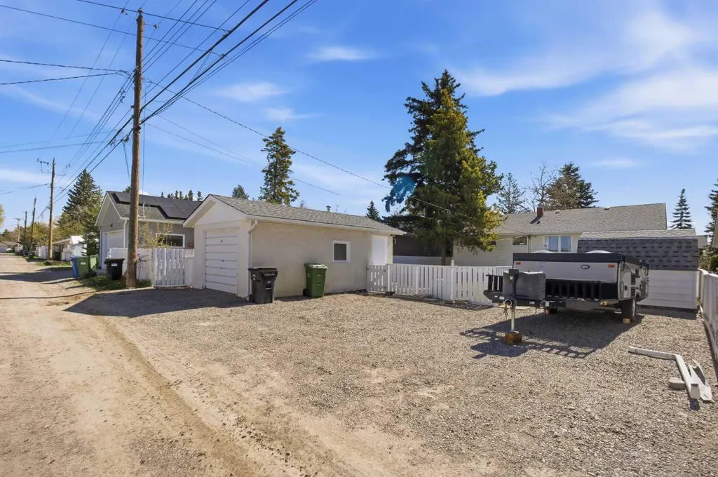 120 Glenpatrick Drive SW Calgary AB T3E 4L6