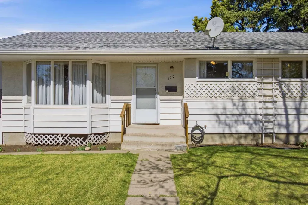 120 Glenpatrick Drive SW Calgary AB T3E 4L6