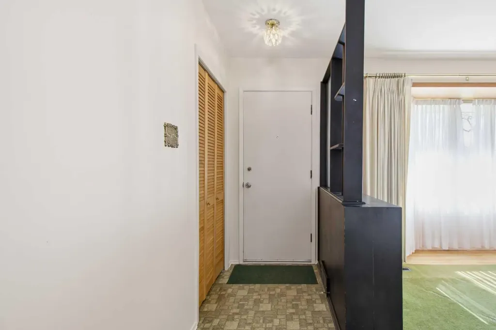 120 Glenpatrick Drive SW Calgary AB T3E 4L6