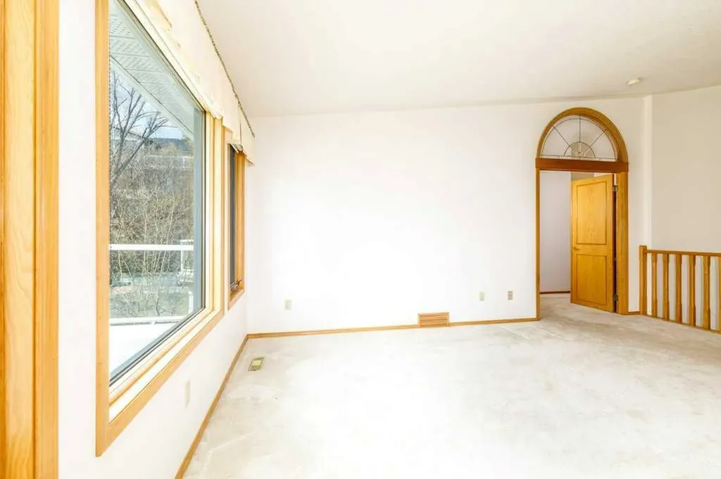 4700 Fountain Drive Red Deer AB T4N 6W4