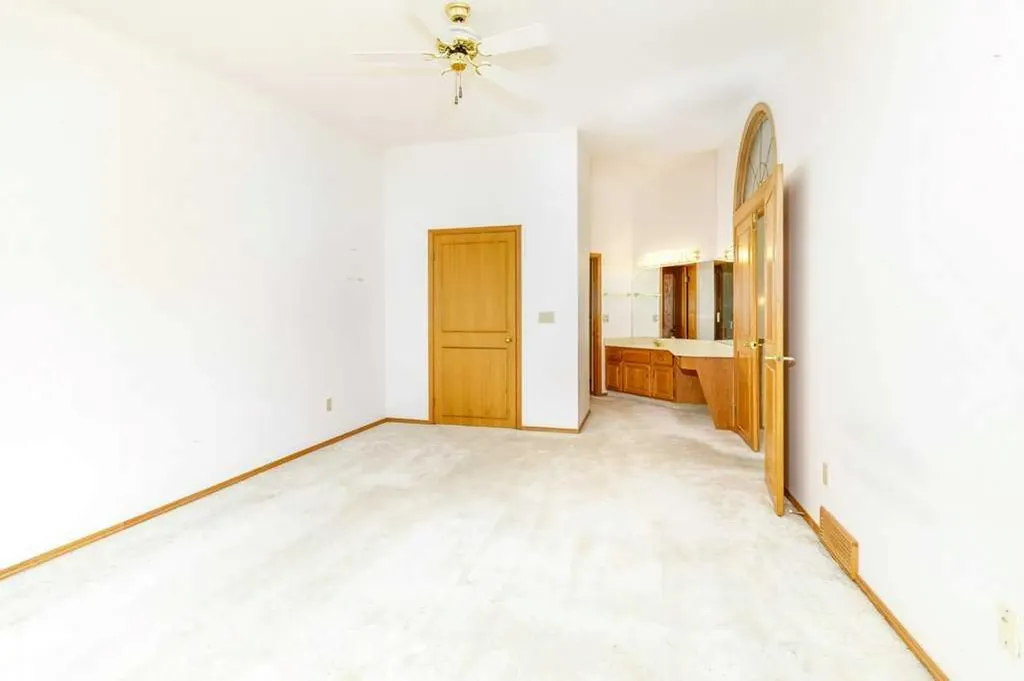 4700 Fountain Drive Red Deer AB T4N 6W4