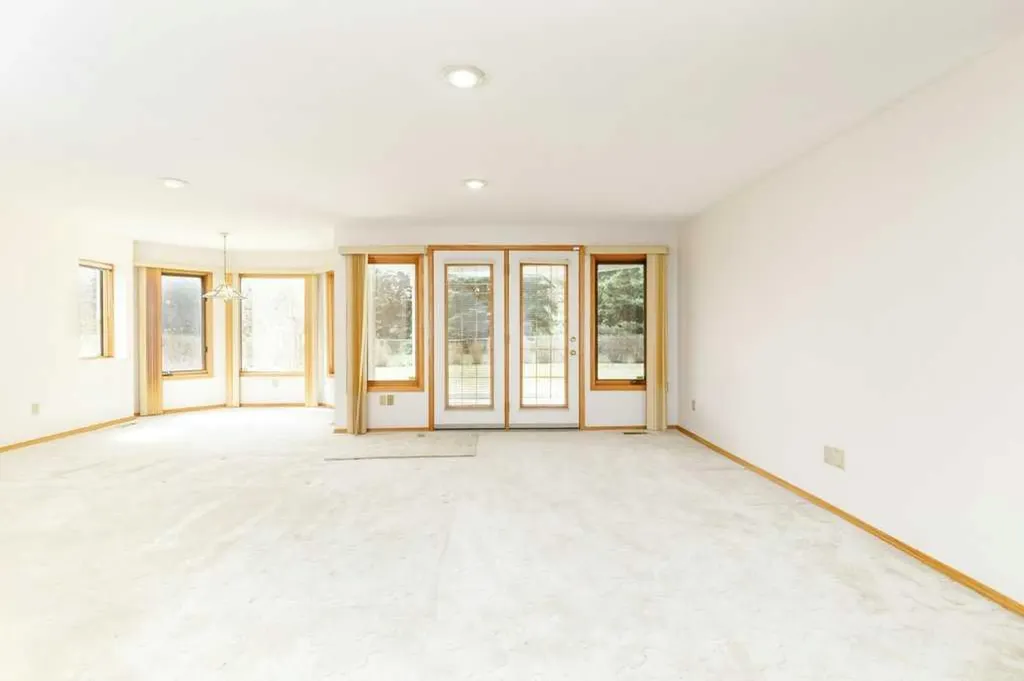 4700 Fountain Drive Red Deer AB T4N 6W4