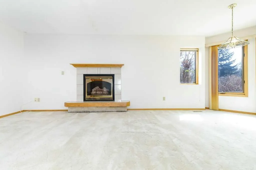 4700 Fountain Drive Red Deer AB T4N 6W4