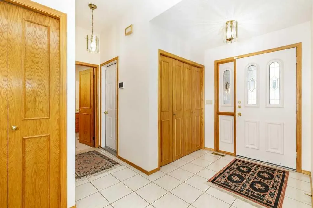 4700 Fountain Drive Red Deer AB T4N 6W4