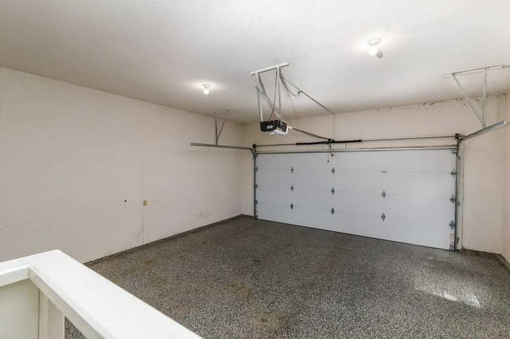 4700 Fountain Drive Red Deer AB T4N 6W4