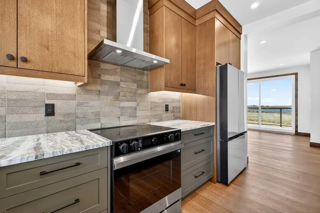 420 Lakewood Drive Strathmore AB T1P 2J5