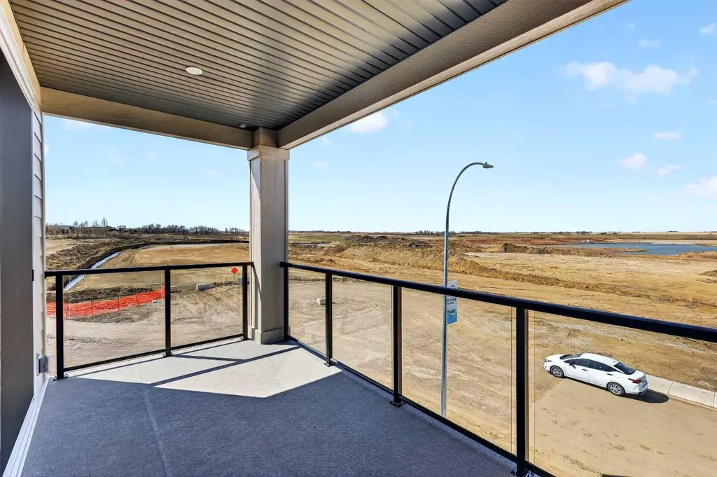 420 Lakewood Drive Strathmore AB T1P 2J5
