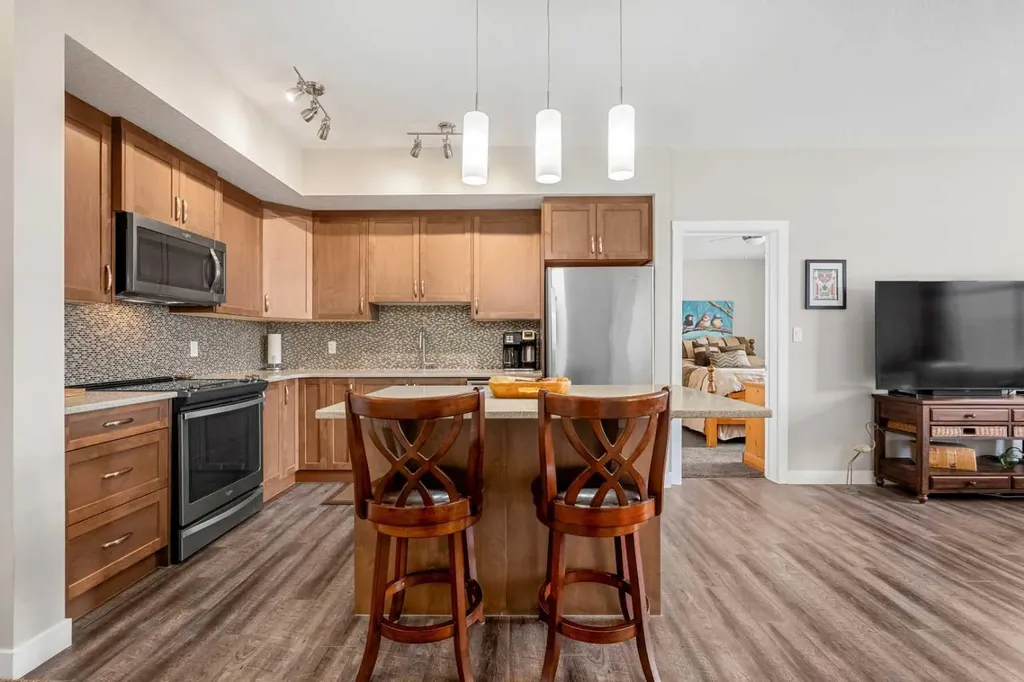 3727 Sage Hill Drive NW Calgary AB T3R 1J1