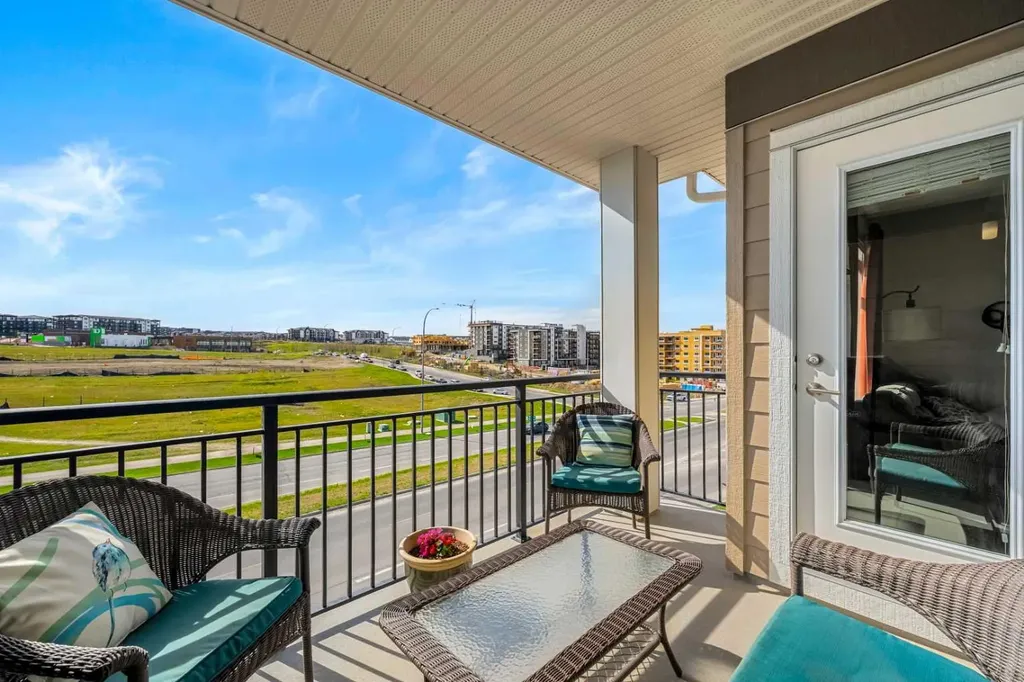 3727 Sage Hill Drive NW Calgary AB T3R 1J1