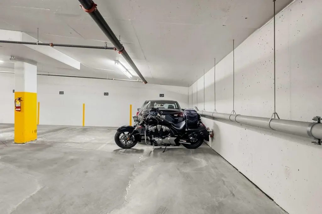 3727 Sage Hill Drive NW Calgary AB T3R 1J1
