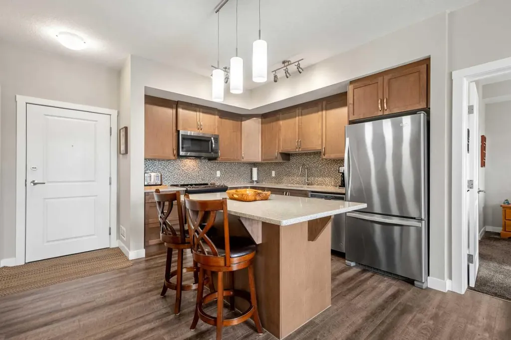 3727 Sage Hill Drive NW Calgary AB T3R 1J1
