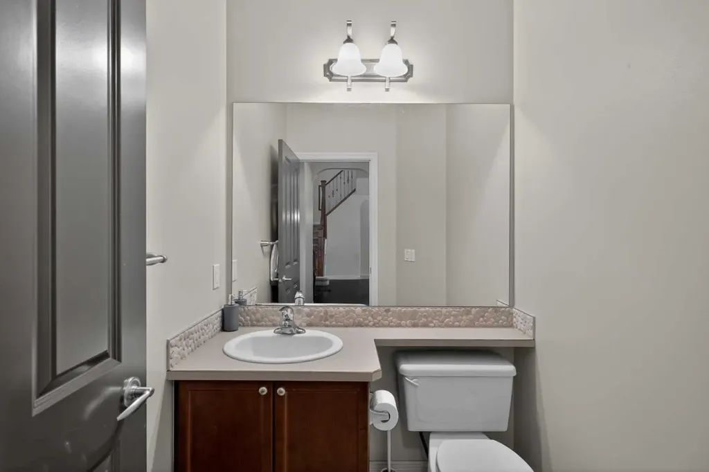 32 Evanspark Circle NW Calgary AB T3P0B3