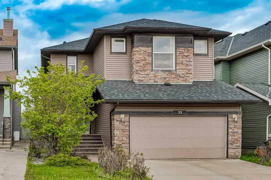32 Evanspark Circle NW Calgary AB T3P0B3