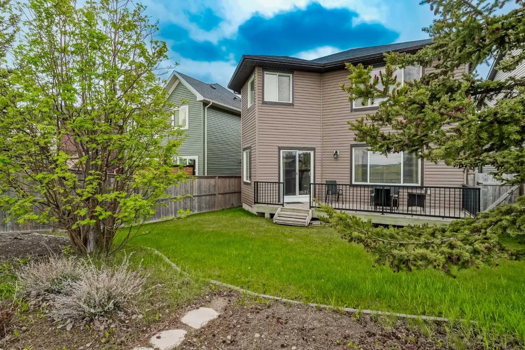 32 Evanspark Circle NW Calgary AB T3P0B3