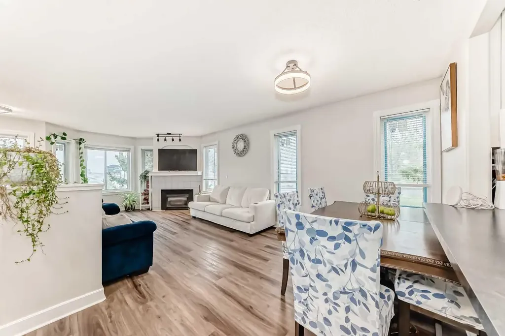 123 Millbank Road SW Calgary AB T2Y 2Y9