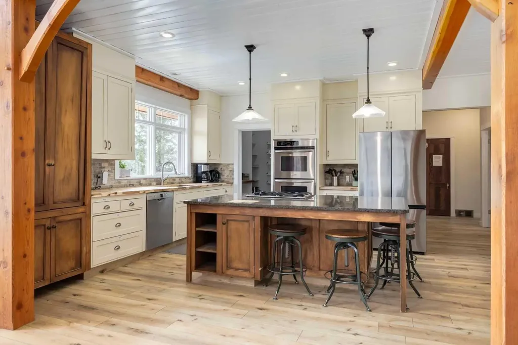 274183 304 Street W Rural Foothills County AB T0L1K0