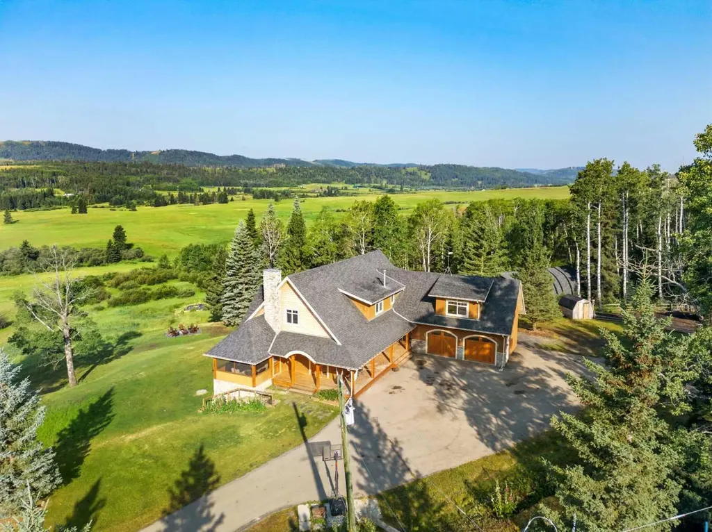 274183 304 Street W Rural Foothills County AB T0L1K0