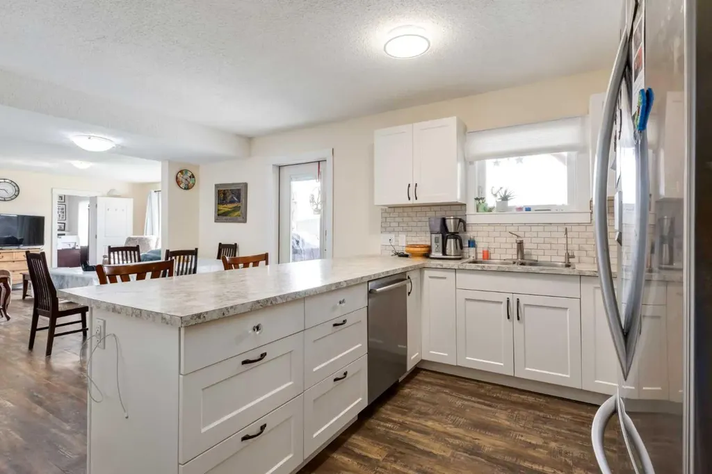 274183 304 Street W Rural Foothills County AB T0L1K0