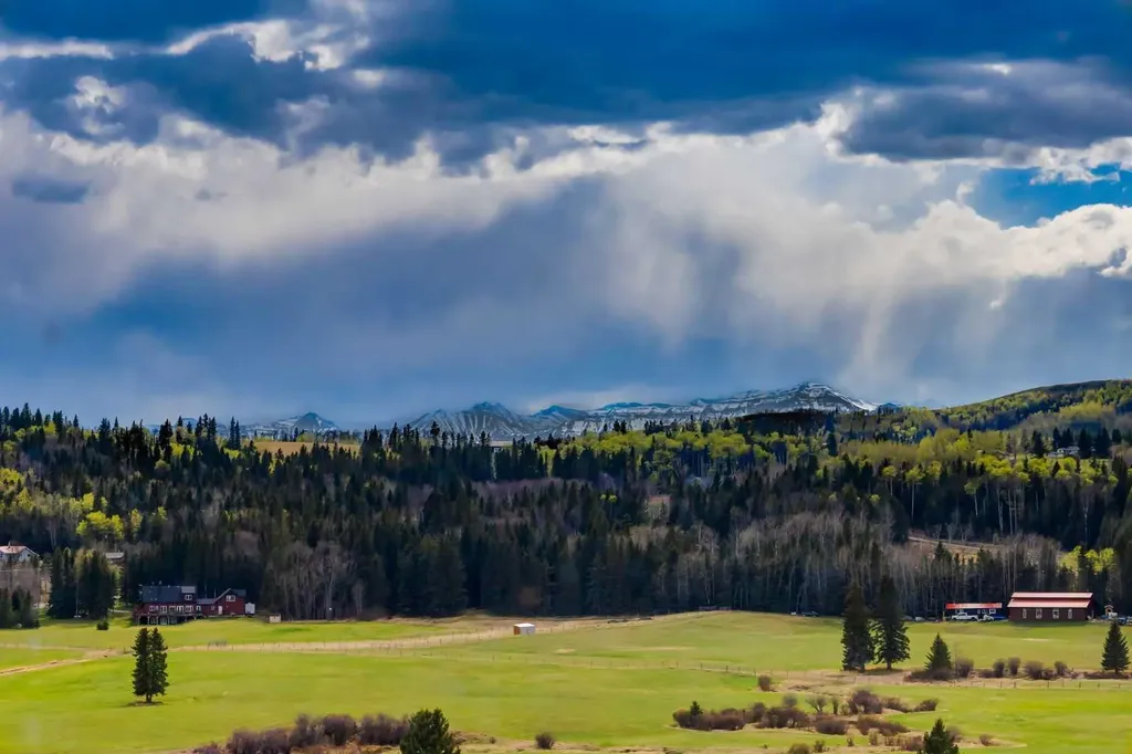 274183 304 Street W Rural Foothills County AB T0L1K0