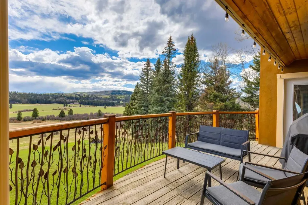274183 304 Street W Rural Foothills County AB T0L1K0