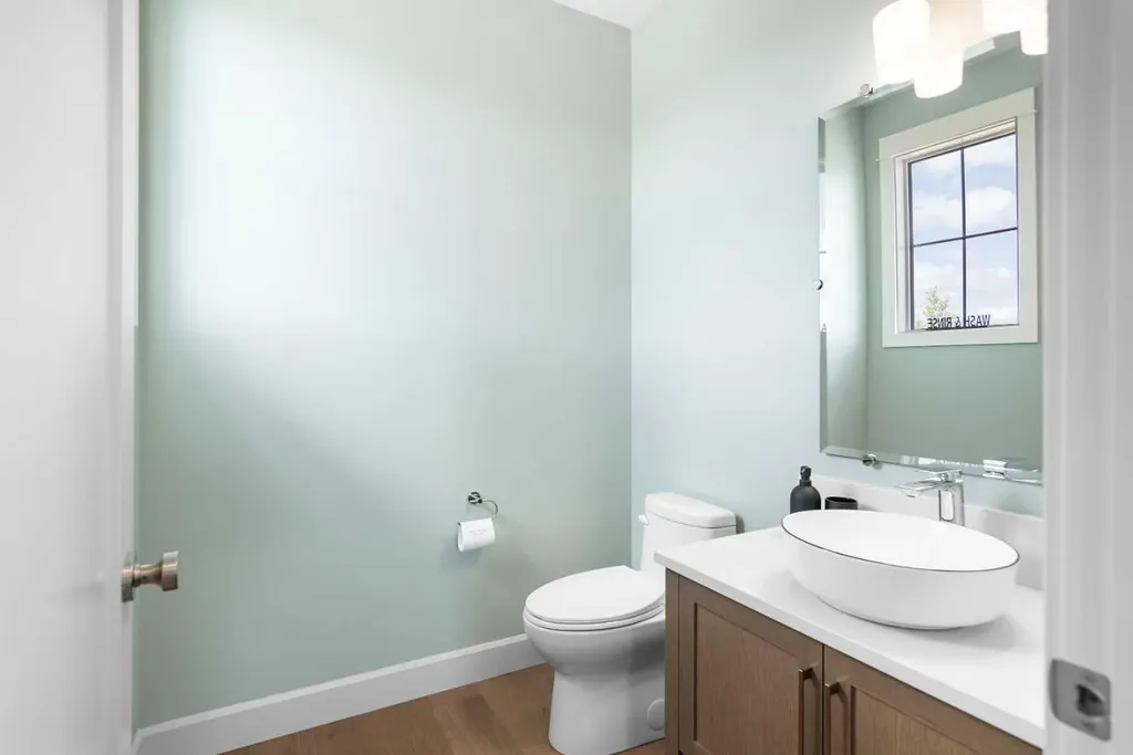 5032 48 Street Rocky Mountain House AB T4T 1C1