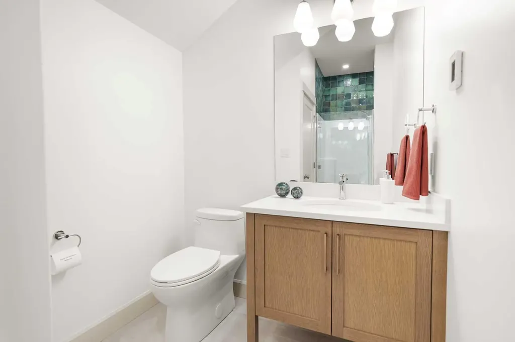 5032 48 Street Rocky Mountain House AB T4T 1C1