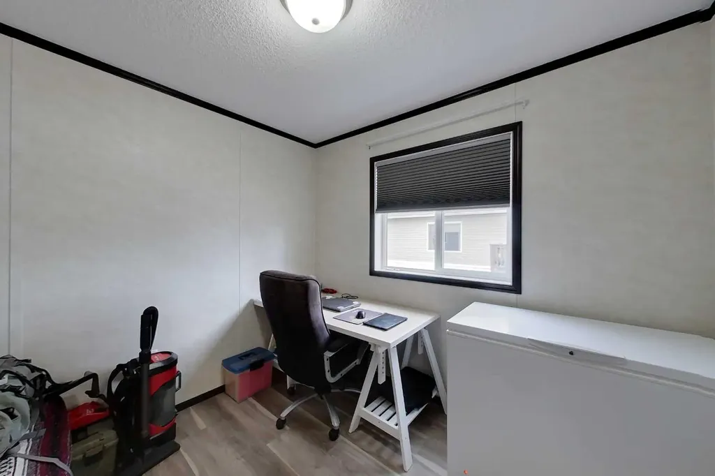 404 6 Avenue NW Slave Lake AB T0G 2A1