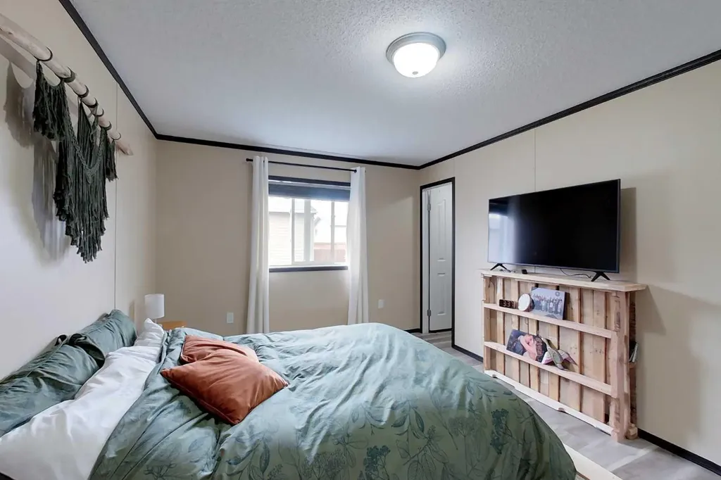 404 6 Avenue NW Slave Lake AB T0G 2A1