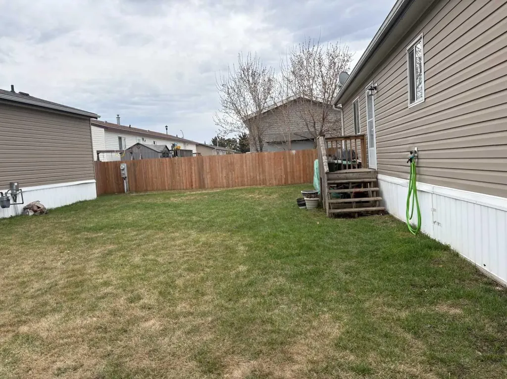 404 6 Avenue NW Slave Lake AB T0G 2A1