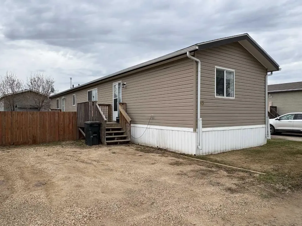 404 6 Avenue NW Slave Lake AB T0G 2A1