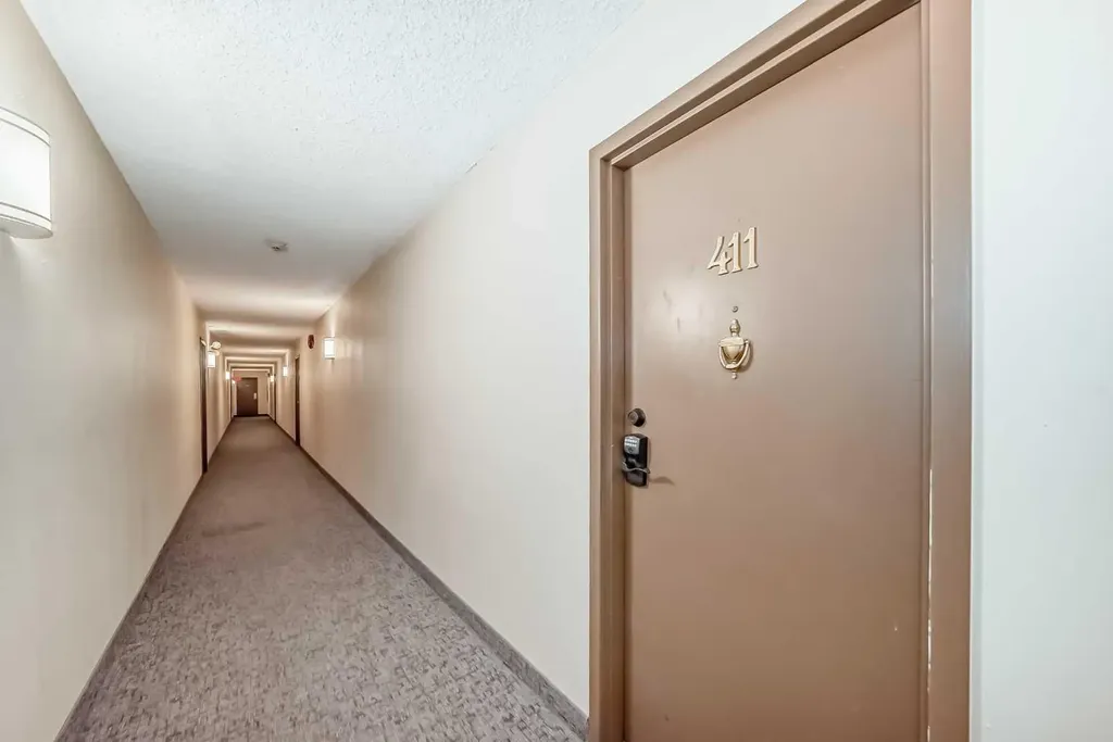 111 14 Avenue SE Calgary AB T2G 1C6