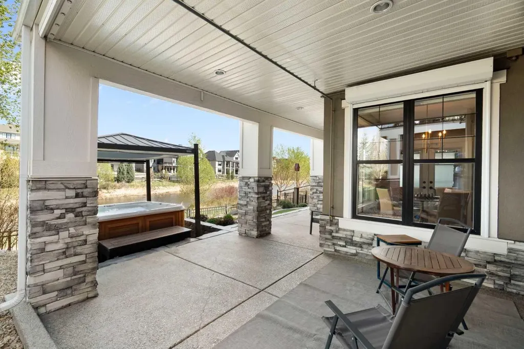 1085 Coopers Drive SW Airdrie AB T4B 0Z8