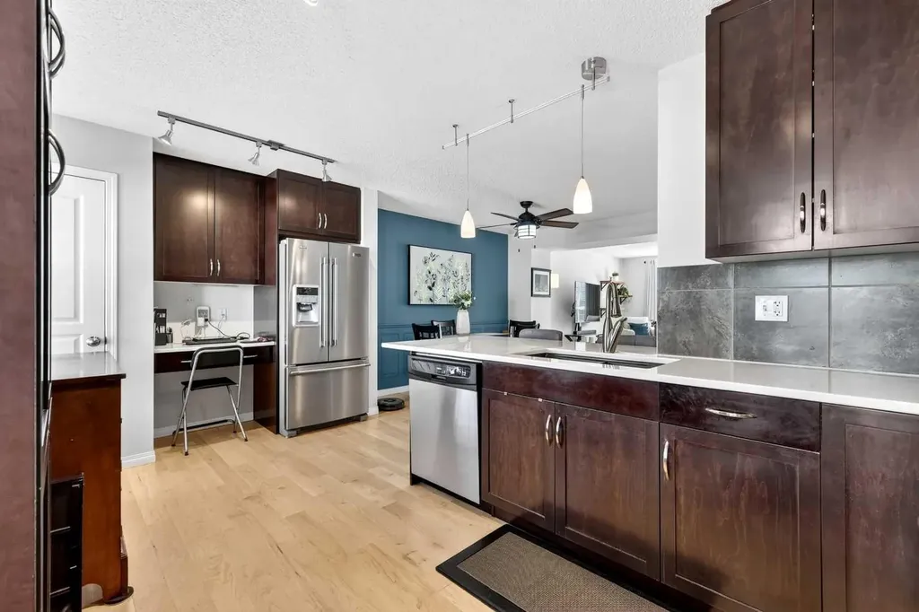 312 New Brighton Villas SE Calgary AB T2Z0E6