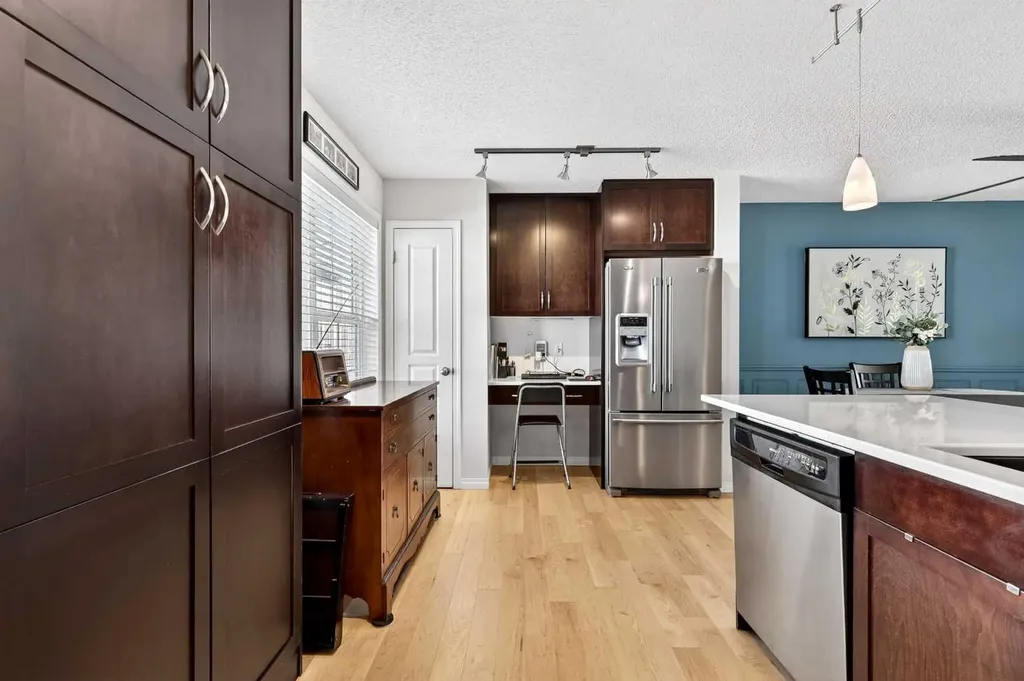 312 New Brighton Villas SE Calgary AB T2Z0E6