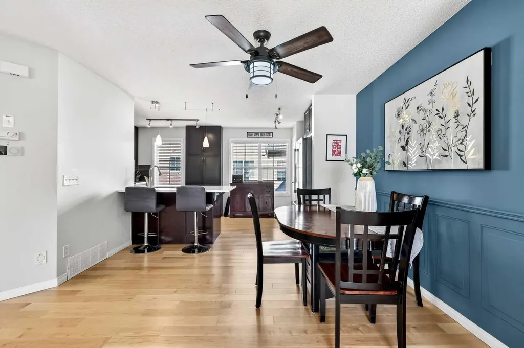 312 New Brighton Villas SE Calgary AB T2Z0E6