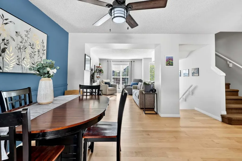 312 New Brighton Villas SE Calgary AB T2Z0E6