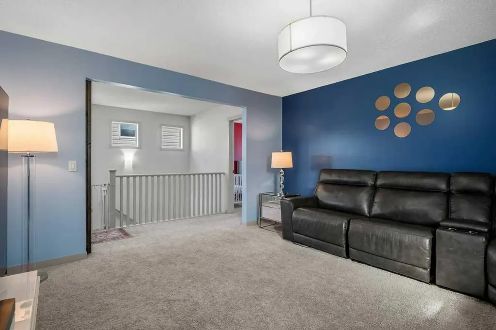 94 Copperpond Street SE Calgary AB T2Z 1J2